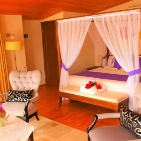 Aphrodite 博兹布伦