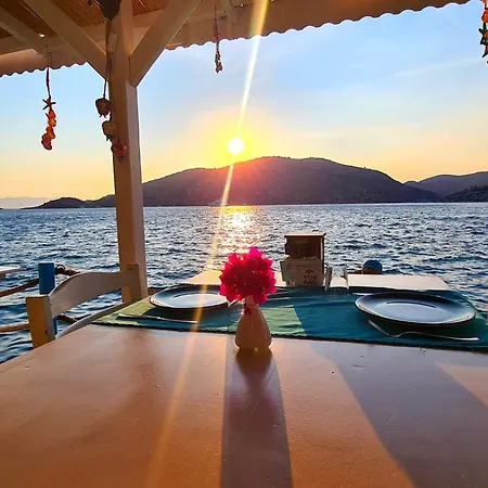 Aphrodite Hotel